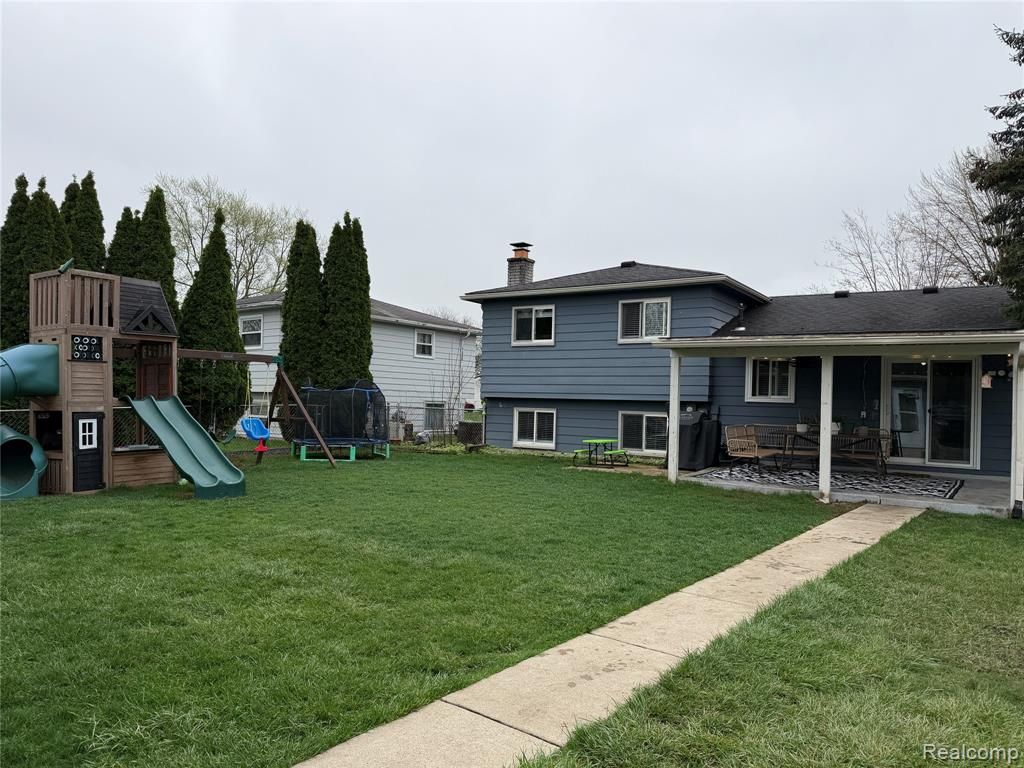 38604 Maes Street, Westland, MI 48186