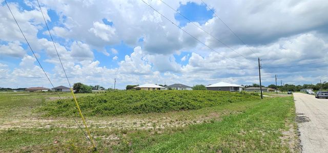 6204 Hob Court, Labelle, FL 33935