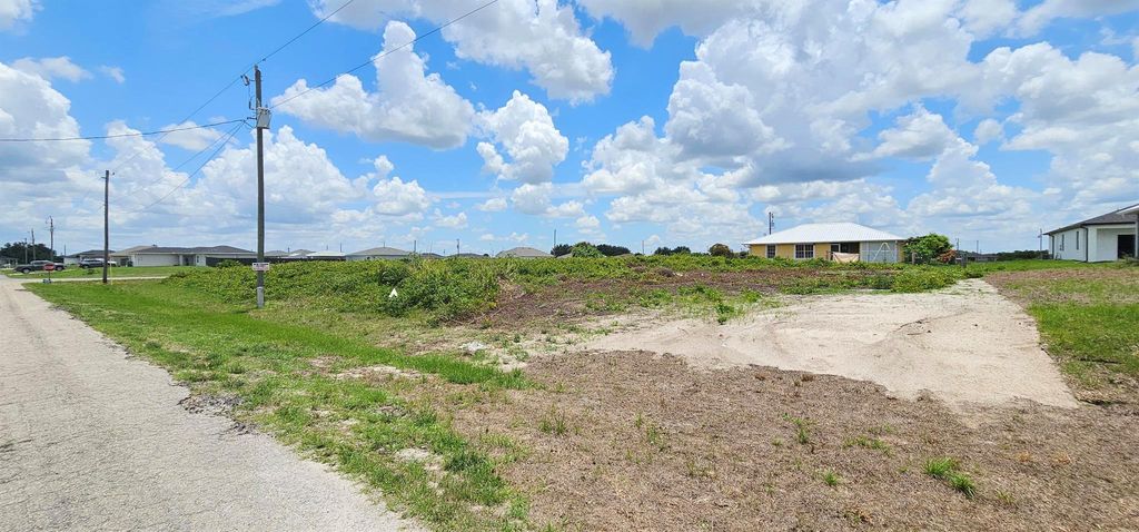 6204 Hob Court, Labelle, FL 33935