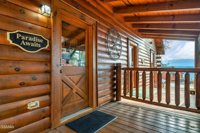 3012 Legacy Vista Drive, Sevierville, TN 37876