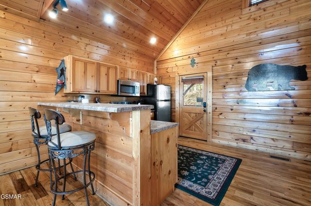 3012 Legacy Vista Drive, Sevierville, TN 37876