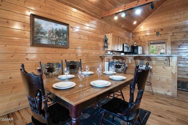 3012 Legacy Vista Drive, Sevierville, TN 37876