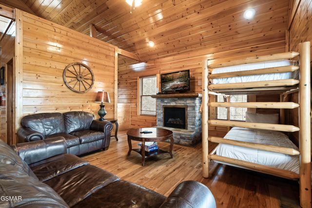 3012 Legacy Vista Drive, Sevierville, TN 37876