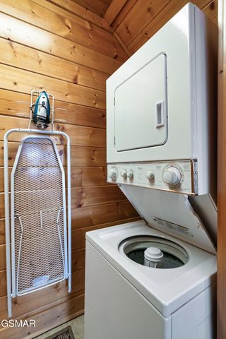 3012 Legacy Vista Drive, Sevierville, TN 37876