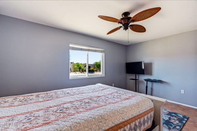 10818 W BROOKSIDE Drive, Sun City, AZ 85351