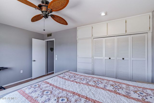 10818 W BROOKSIDE Drive, Sun City, AZ 85351