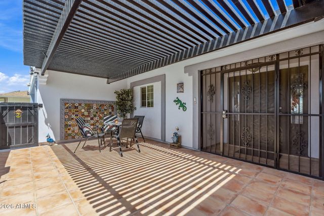 10818 W BROOKSIDE Drive, Sun City, AZ 85351