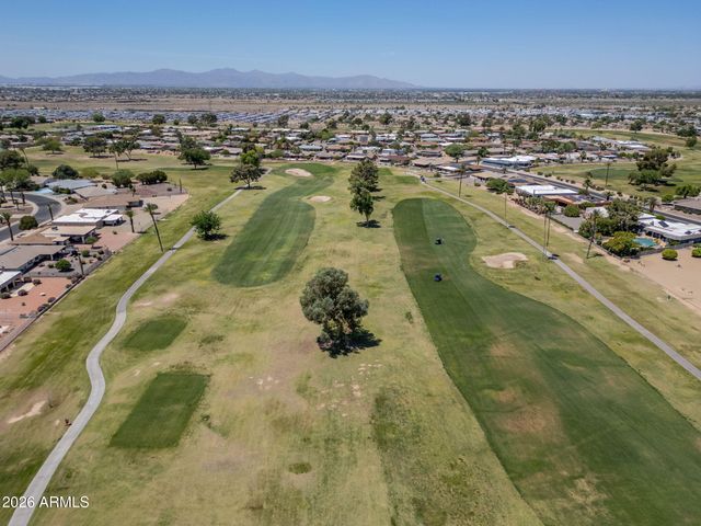 10818 W BROOKSIDE Drive, Sun City, AZ 85351