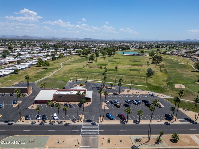 10818 W BROOKSIDE Drive, Sun City, AZ 85351