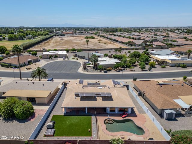 10818 W BROOKSIDE Drive, Sun City, AZ 85351