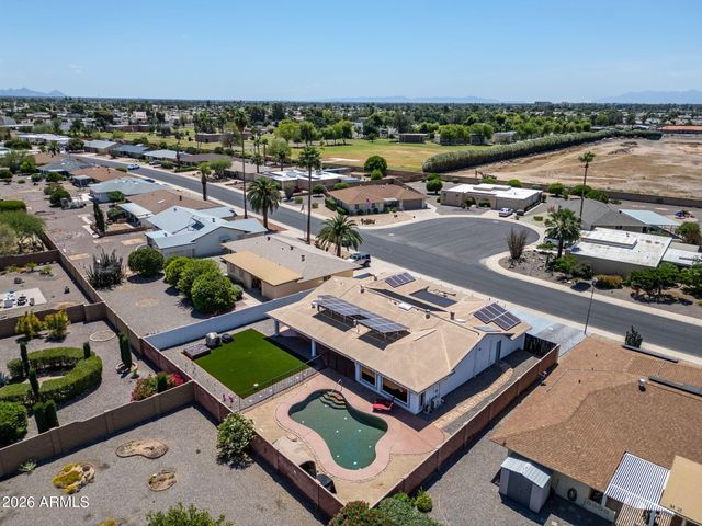 10818 W BROOKSIDE Drive, Sun City, AZ 85351