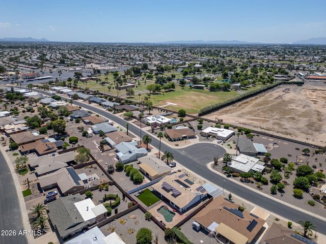 10818 W BROOKSIDE Drive, Sun City, AZ 85351