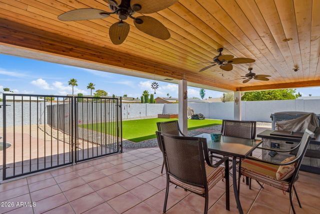 10818 W BROOKSIDE Drive, Sun City, AZ 85351