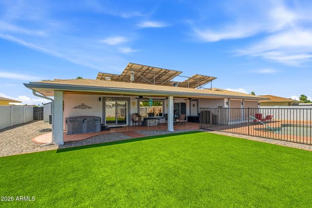 10818 W BROOKSIDE Drive, Sun City, AZ 85351