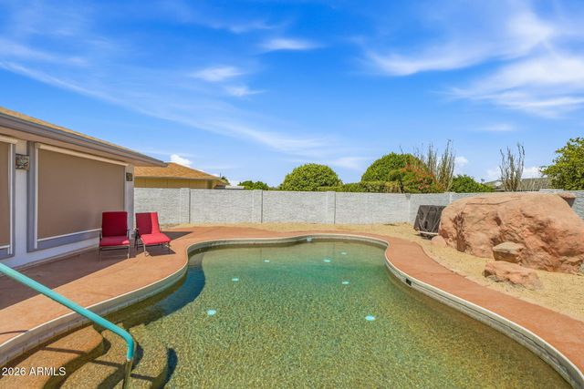 10818 W BROOKSIDE Drive, Sun City, AZ 85351
