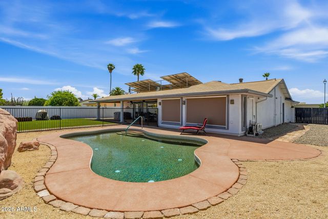 10818 W BROOKSIDE Drive, Sun City, AZ 85351