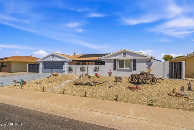 10818 W BROOKSIDE Drive, Sun City, AZ 85351