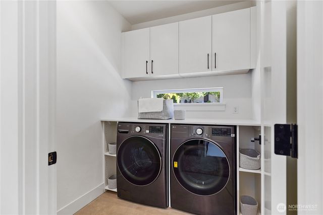 9011 14th Avenue SW, Seattle, WA 98106