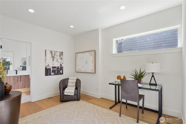 9011 14th Avenue SW, Seattle, WA 98106