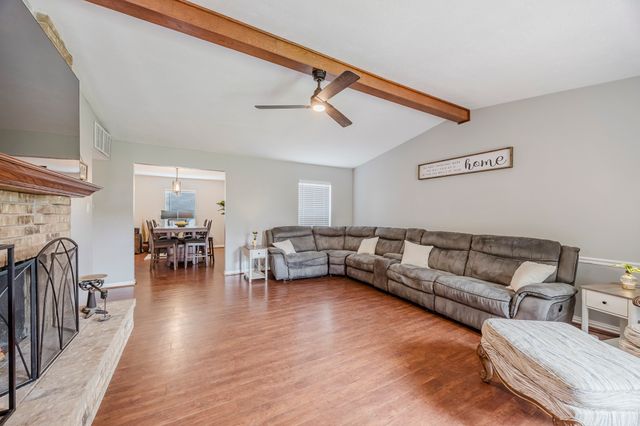 5721 Squires Drive, The Colony, TX 75056