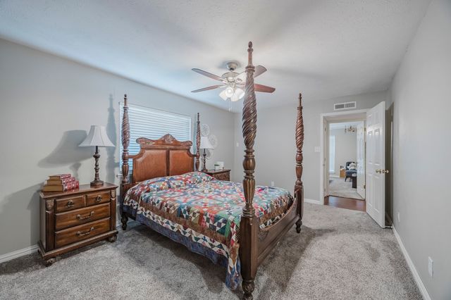 5721 Squires Drive, The Colony, TX 75056