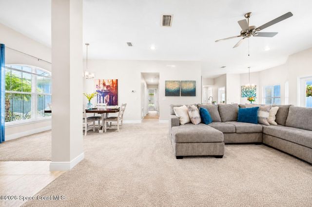 2238 Whiteside Avenue SE, Palm Bay, FL 32909