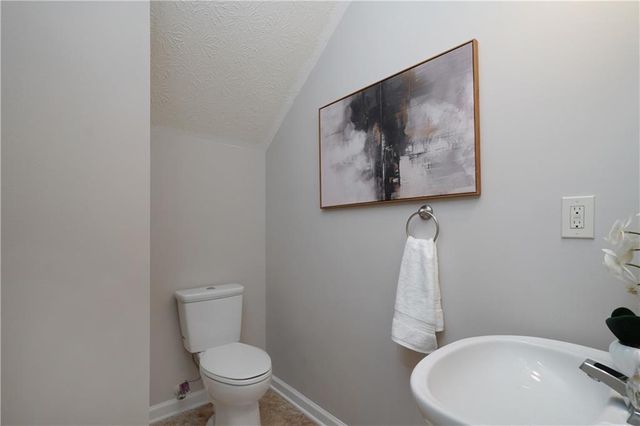 182 Oak Green Drive, Lawrenceville, GA 30044