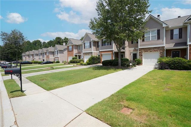182 Oak Green Drive, Lawrenceville, GA 30044