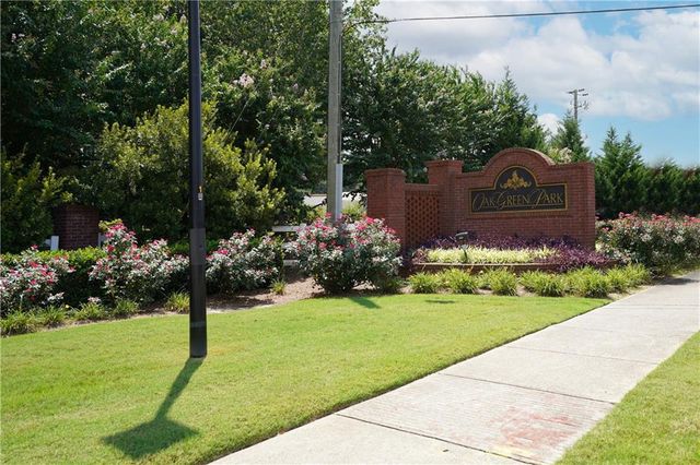 182 Oak Green Drive, Lawrenceville, GA 30044