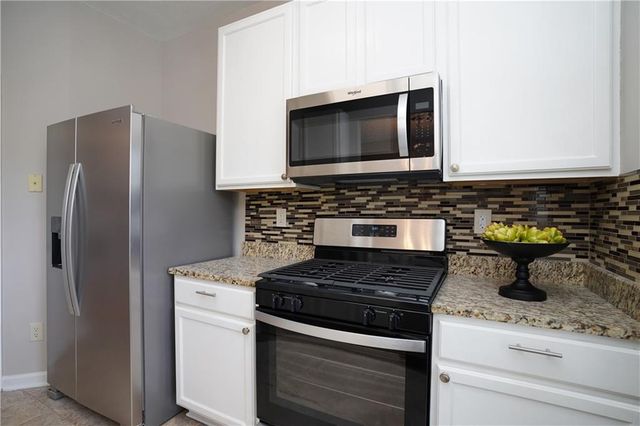 182 Oak Green Drive, Lawrenceville, GA 30044
