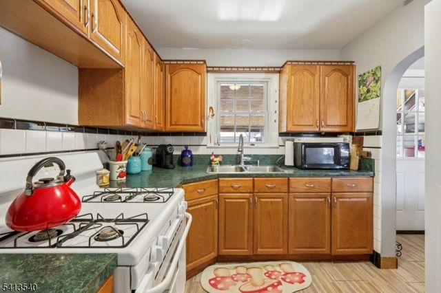 1 Furber Ave, Linden City, NJ 07036