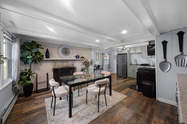 101 Annawon Dr, Halifax, MA 02338