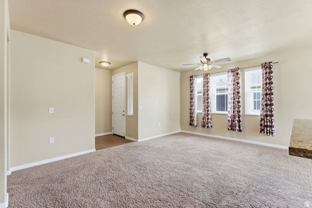 897 HALSTEAD DR, North Salt Lake, UT 84054