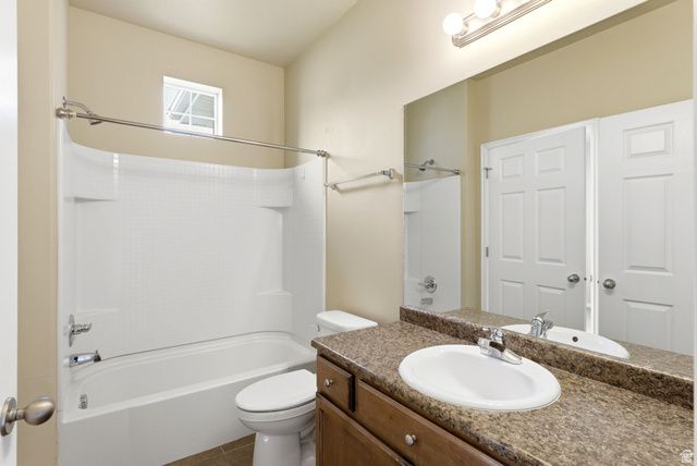 897 HALSTEAD DR, North Salt Lake, UT 84054