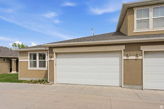 897 HALSTEAD DR, North Salt Lake, UT 84054