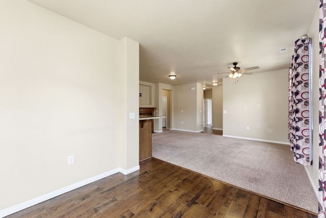 897 HALSTEAD DR, North Salt Lake, UT 84054
