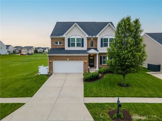 8157 Bushclover Drive, Tipp City, OH 45371