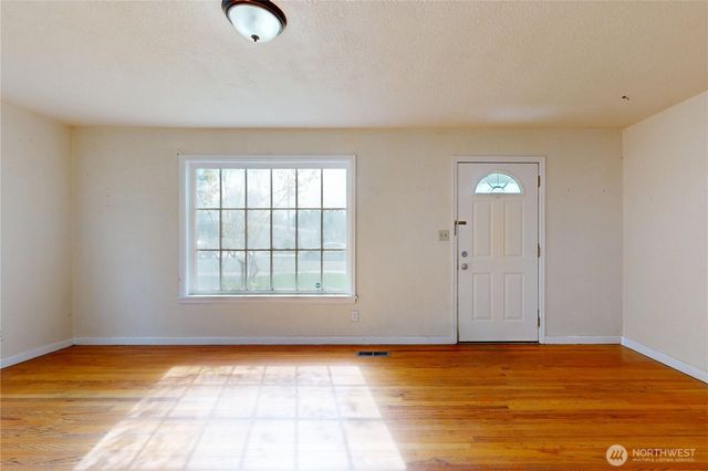 522 SW First, College Place, WA 99324