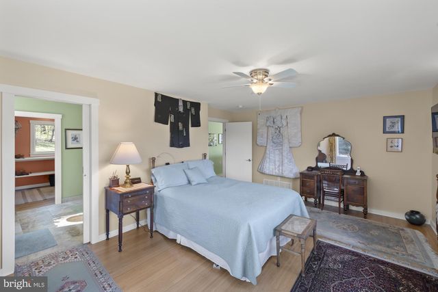 96 PEACH GLEN RD, Gardners, PA 17324