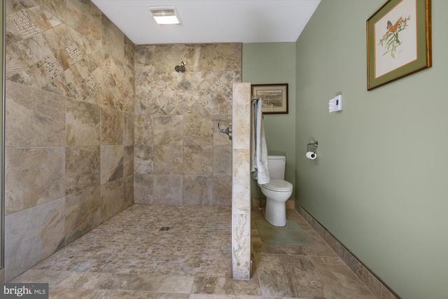 96 PEACH GLEN RD, Gardners, PA 17324