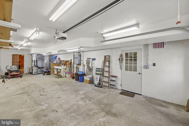 96 PEACH GLEN RD, Gardners, PA 17324