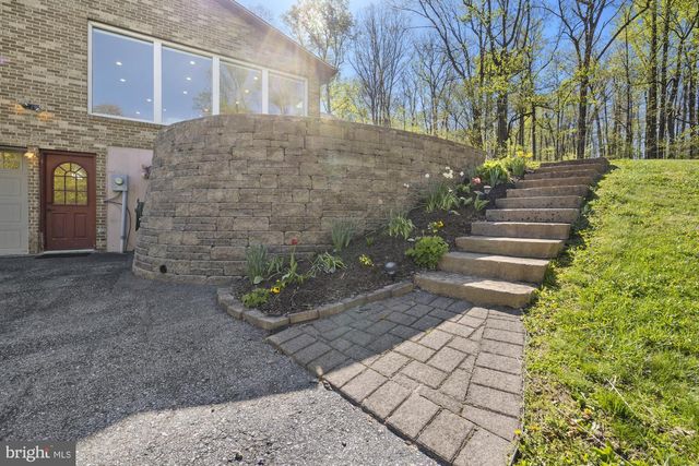 96 PEACH GLEN RD, Gardners, PA 17324