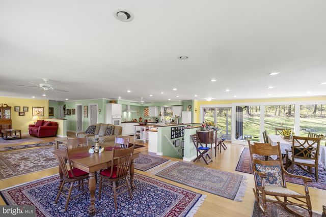 96 PEACH GLEN RD, Gardners, PA 17324