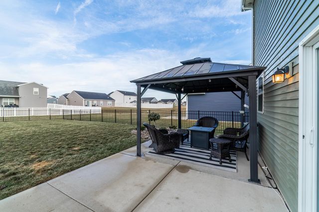 953 Mayrock Drive, Fort Wayne, IN 46818