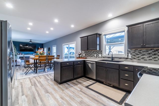 953 Mayrock Drive, Fort Wayne, IN 46818