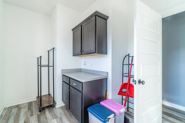 953 Mayrock Drive, Fort Wayne, IN 46818