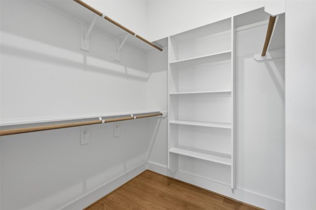 7843 Sunnyhill St, Houston, TX 77088