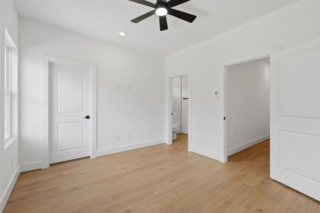 7843 Sunnyhill St, Houston, TX 77088