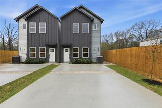 7843 Sunnyhill St, Houston, TX 77088