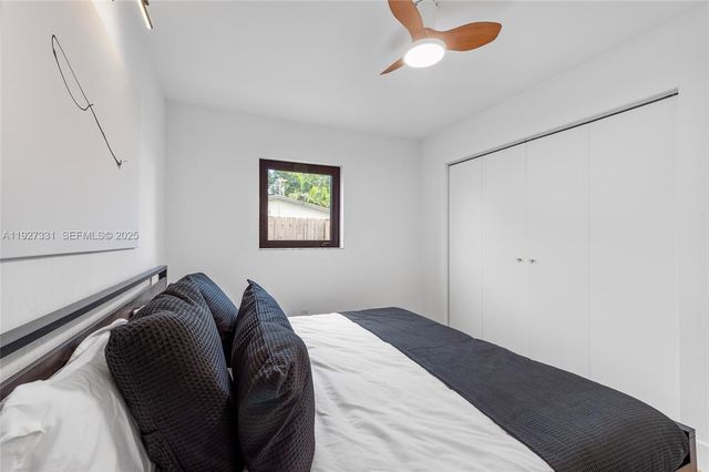 9915 SW 212th St, Cutler Bay, FL 33189